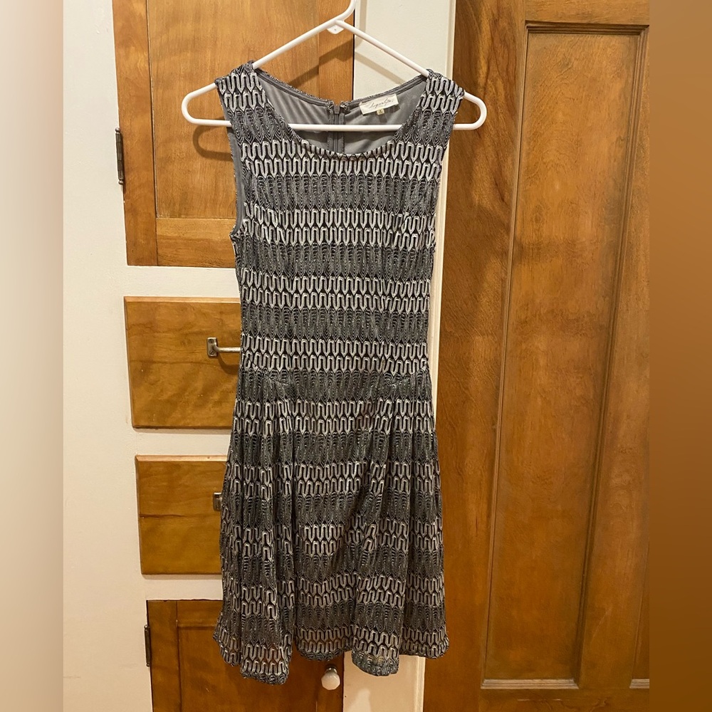 Dazzling Sugarlips Shimmery Metallic Silver Pattern Dress Size Small